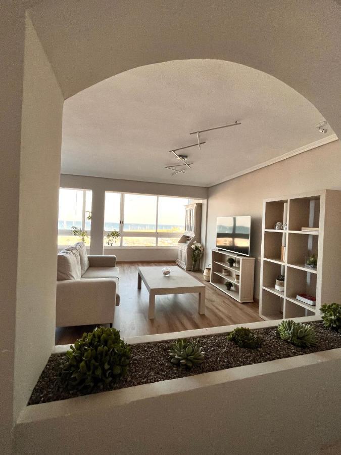 شقة Piso En Puerto De ألتيا المظهر الخارجي الصورة