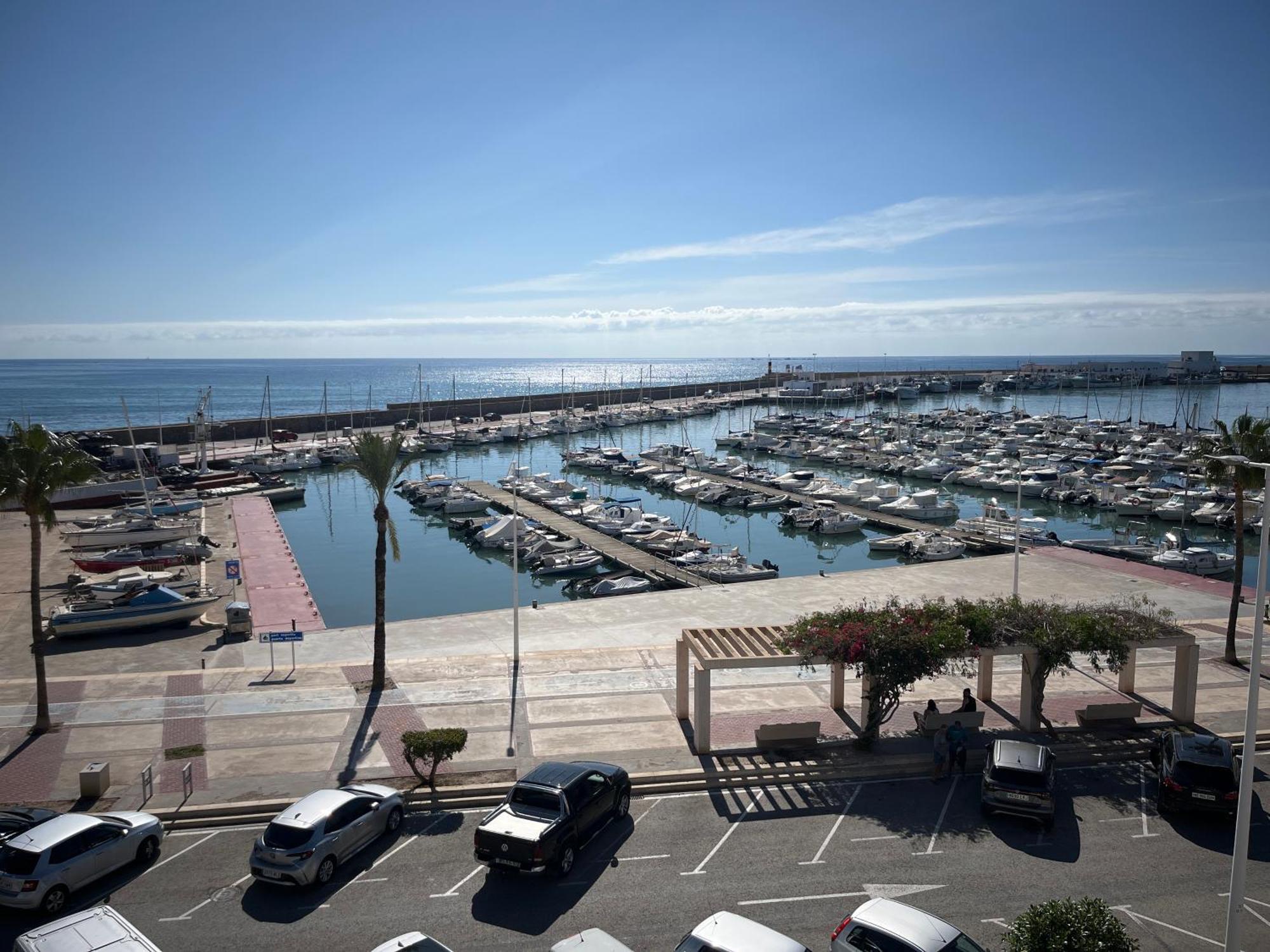 شقة Piso En Puerto De ألتيا المظهر الخارجي الصورة